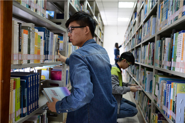 鍥句功棣嗗織鎰挎湇鍔?JPG 鍥句功棣嗗織鎰挎湇鍔?JPG